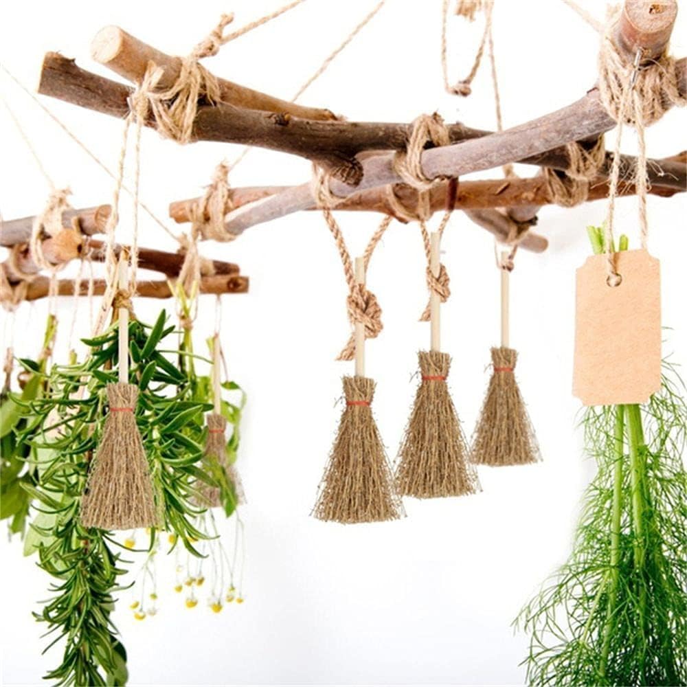 5Pcs Miniature Brooms with Straw Broomsticks - 1:12 Scale Dollhouse Accessories for Halloween Party Decor, Handmade Style Witch Broomstick Cosplay