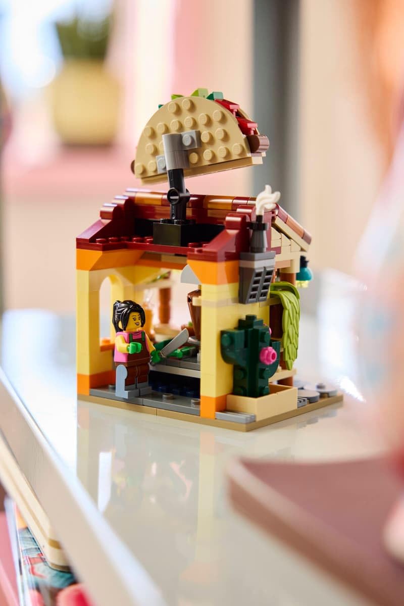 LEGO Restaurants of the World Mexico - 327-Piece Taco Shop Taqueria Building Set, Minifigure & Cactus, Collectible Food Display Model Gift - 40907