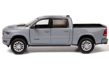 2019 1500 Crew Cab Pickup Truck Gray Timeless Legends Series 1/27 Diecast Model Car by Motormax 79357GRY