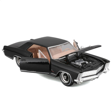 1965 Buick Riviera in Black (Special Edition) Diecast, 1:24 Scale - Maisto