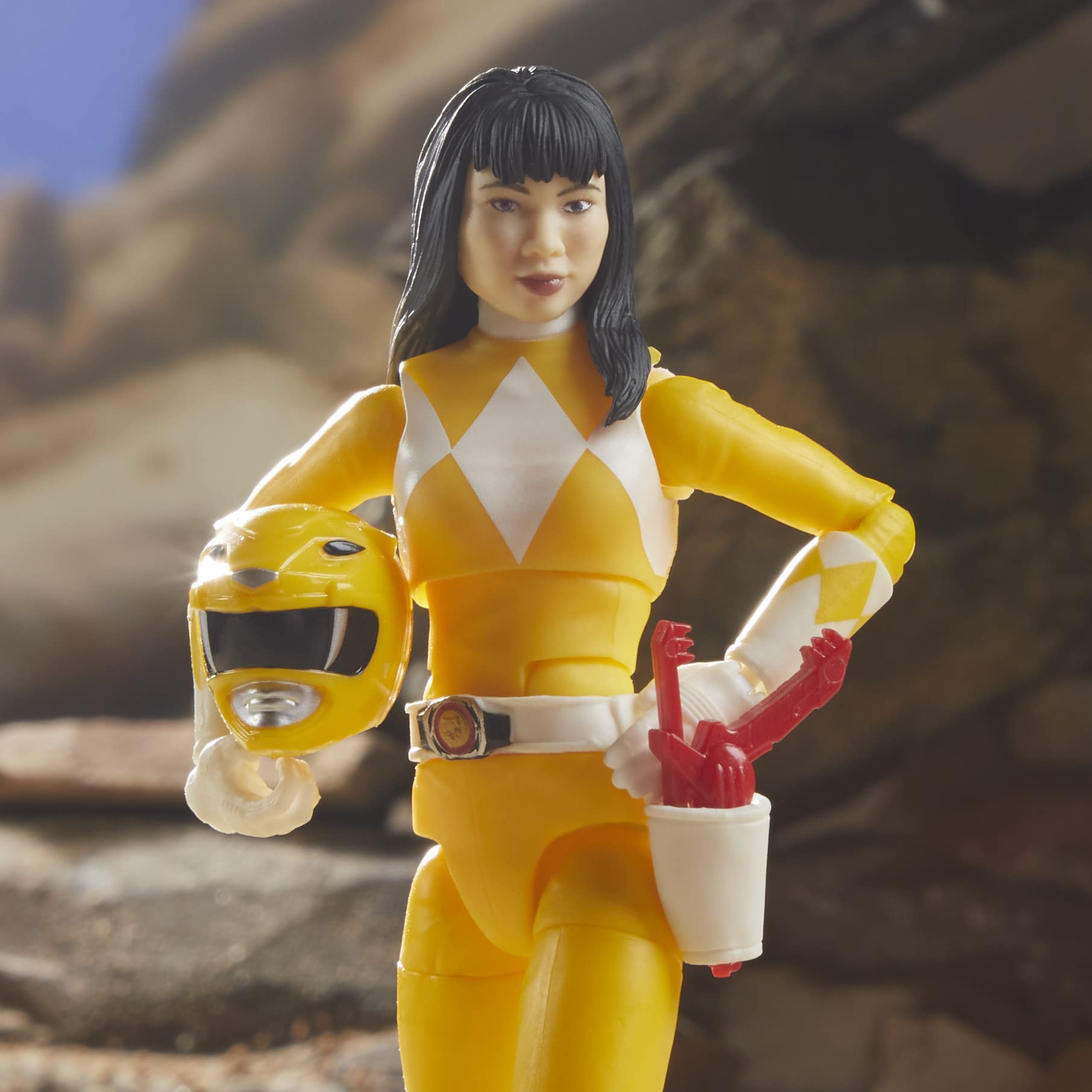Power Rangers Lightning Collection 6-Inch Mighty Morphin Yellow Ranger Collectible Action Figure Toy with Accessories