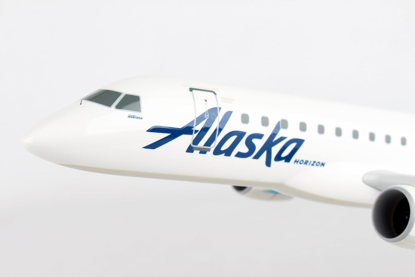 Skymarks Daron Alaska Horizon E175 1/100 SKR923