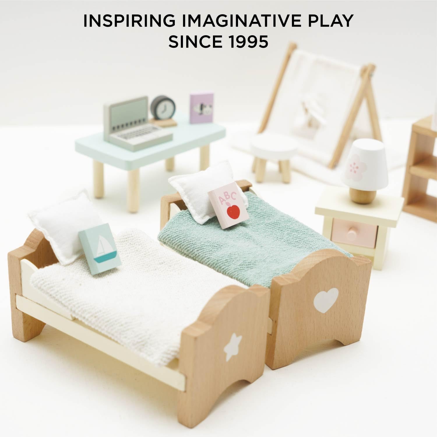 Le Toy Van - SugarPlum Wooden Bedroom Set | Dolls House Accessories Play Set For Dolls Houses | Girls and Boys Doll House Furniture Sets - Suitable