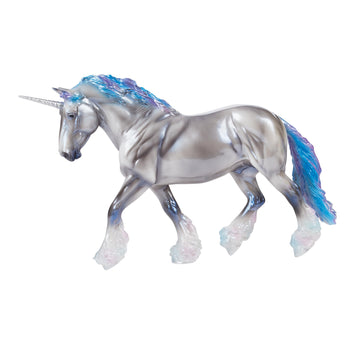 Breyer Horses Traditional Series | Thorin - Unicorn Stallion | Model # B-TR-10632