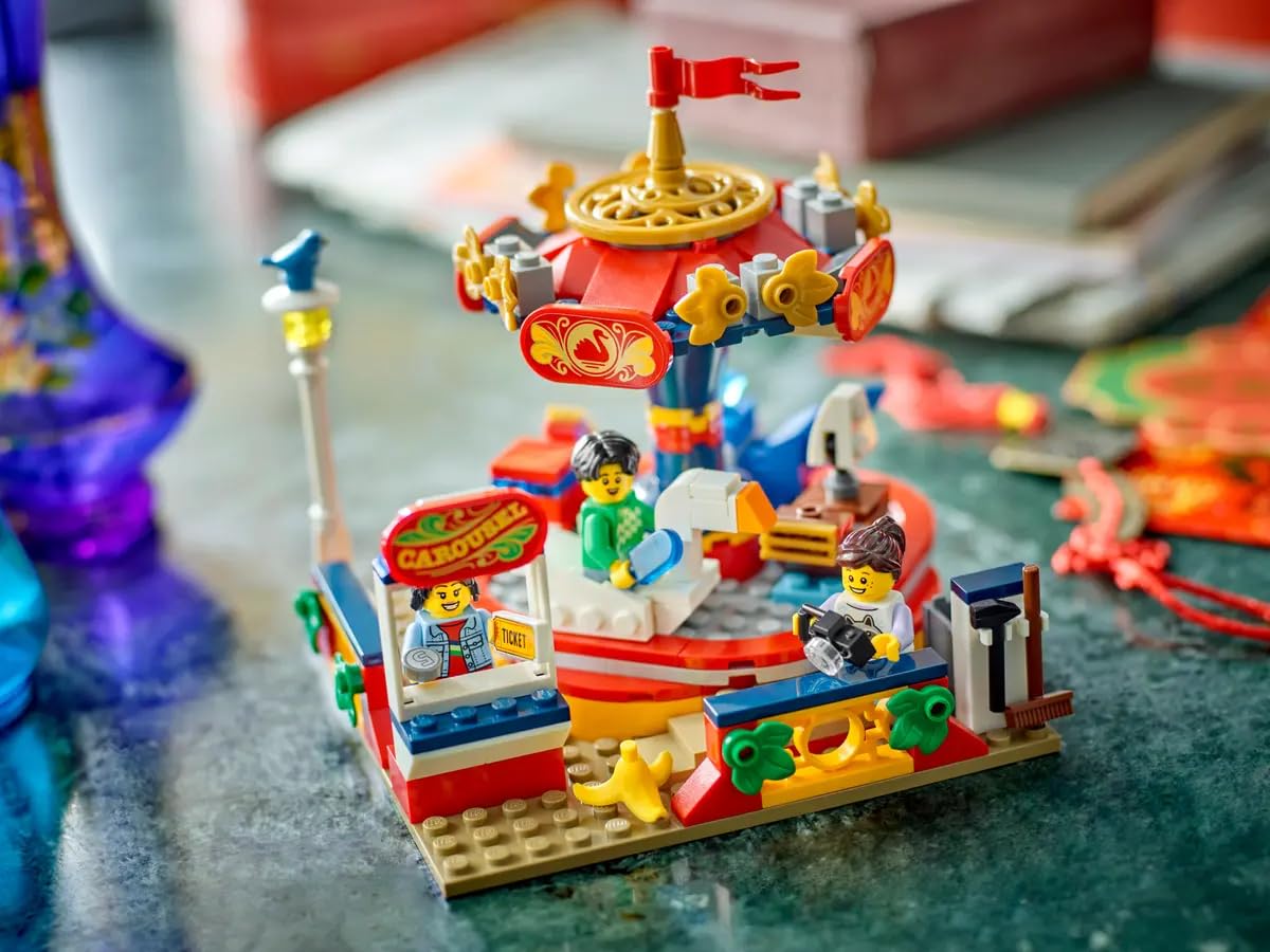 LEGO 40714 Carousel Ride Special Edition 232 pcs