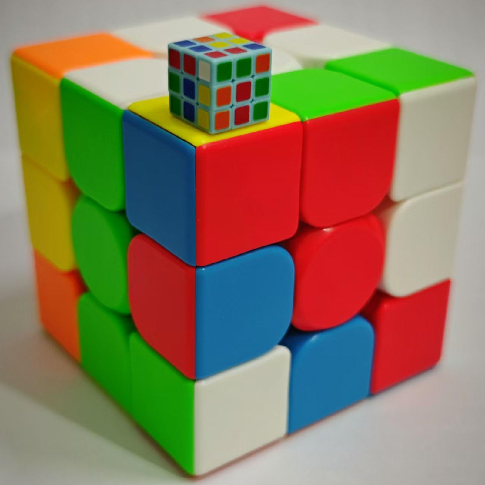 Mini 3x3 Speed Cube - Miniature Magic Cube Puzzle,Small Size | 3x3x3 Tiny Speed Cube Lab 1x1x1cm Smooth Smallest Cube Toy Gift for Cube