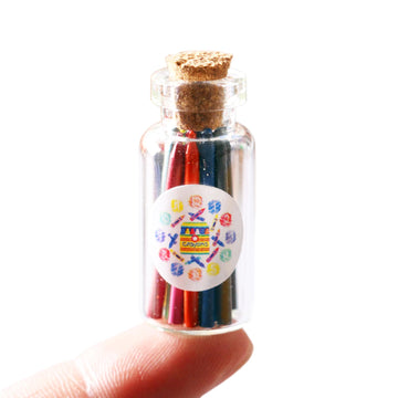 Miniatures Crayon, Dollhouse Colored Crayon Pencil, with Glass, 1:12 Tiny Colored Crayon, for Dollhouse Accessories Making Crafts (1PCS)