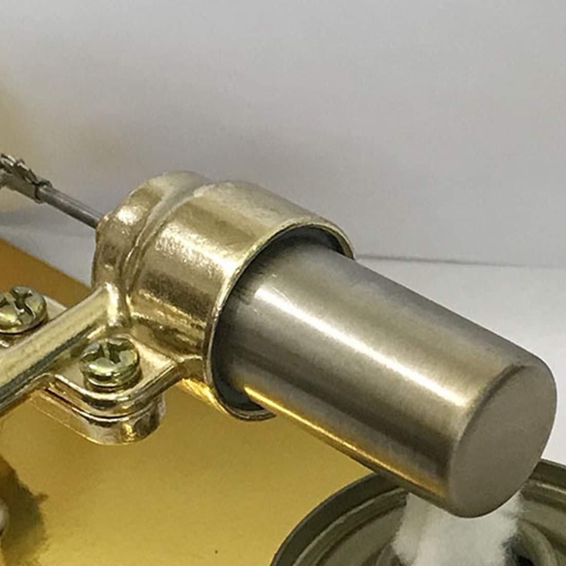 DiyXenginey Single Cylinder Stirling Engine