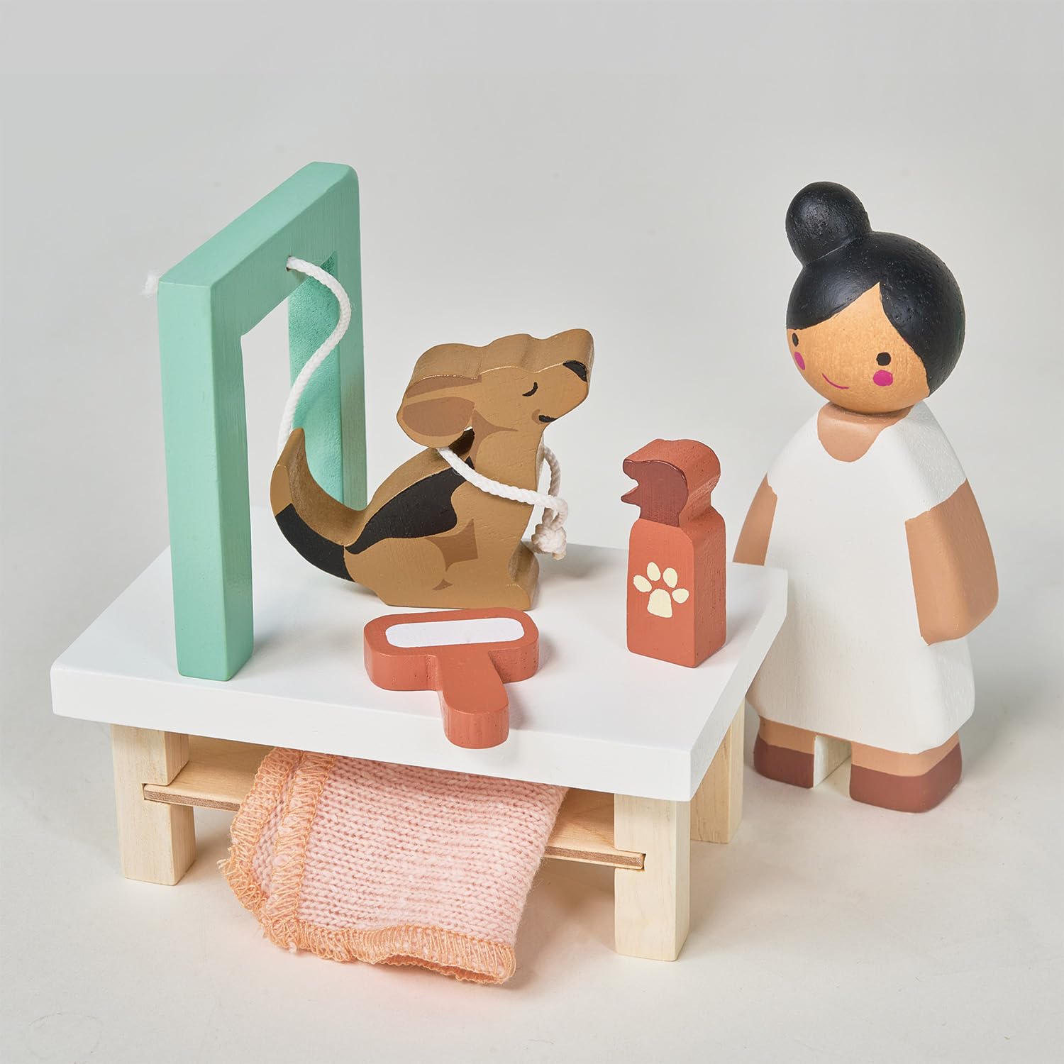 Tender Leaf Toys - Waggy Tails Dog Salon Wooden Interactive Pet Care Grooming Play Set for Kids Fun Role-Play Learn Responsibility Improve Fine Motor