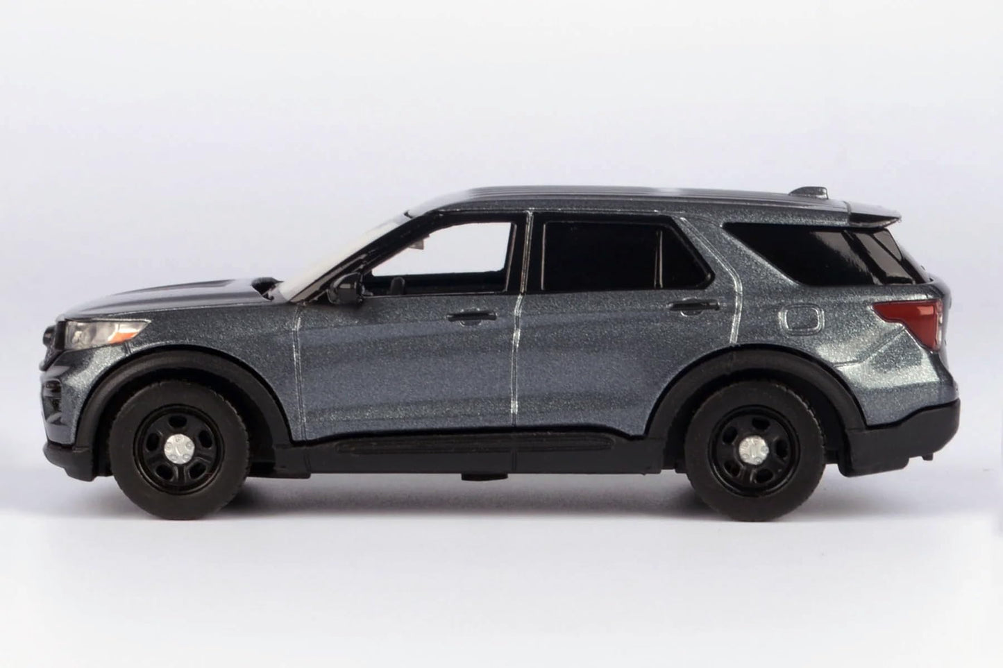 Motormax 2022 Ford Police Interceptor Utility Gray Metallic Unmarked Custom Builder's Kit Law Enforcement and Public Service Series 1/43 Diecast Model