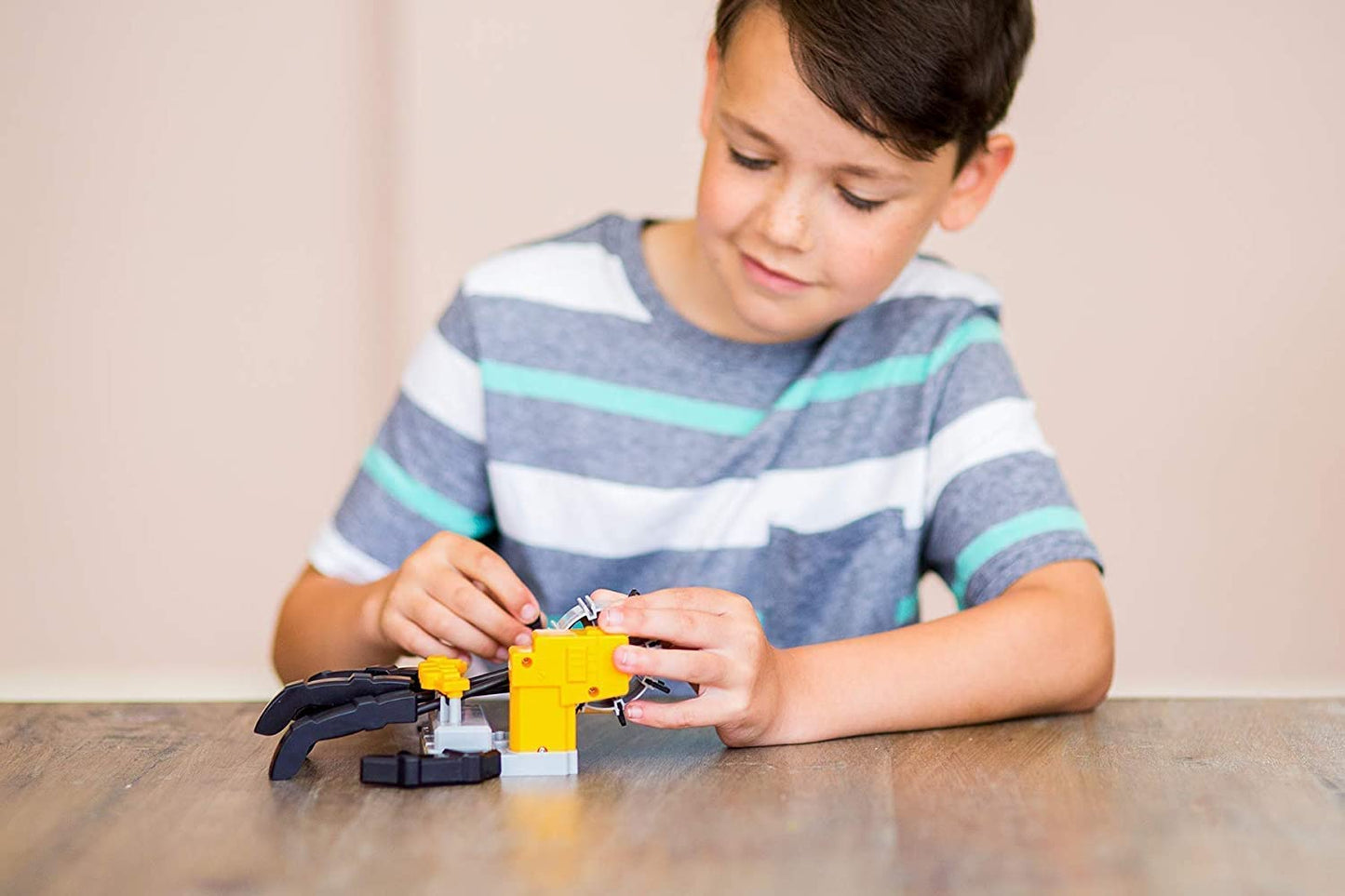 Motorized Robot Hand Science Experiment Kit
