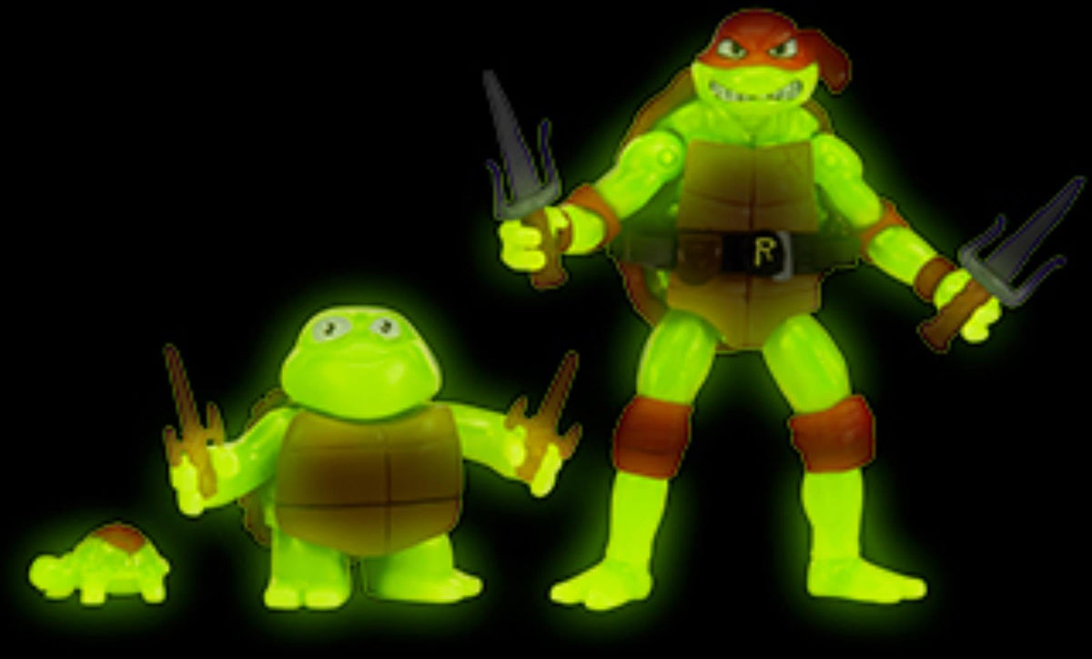 Teenage Mutant Ninja Turtles: Mutant Mayhem Making of a Ninja Leondardo Action Figure 3-Pack