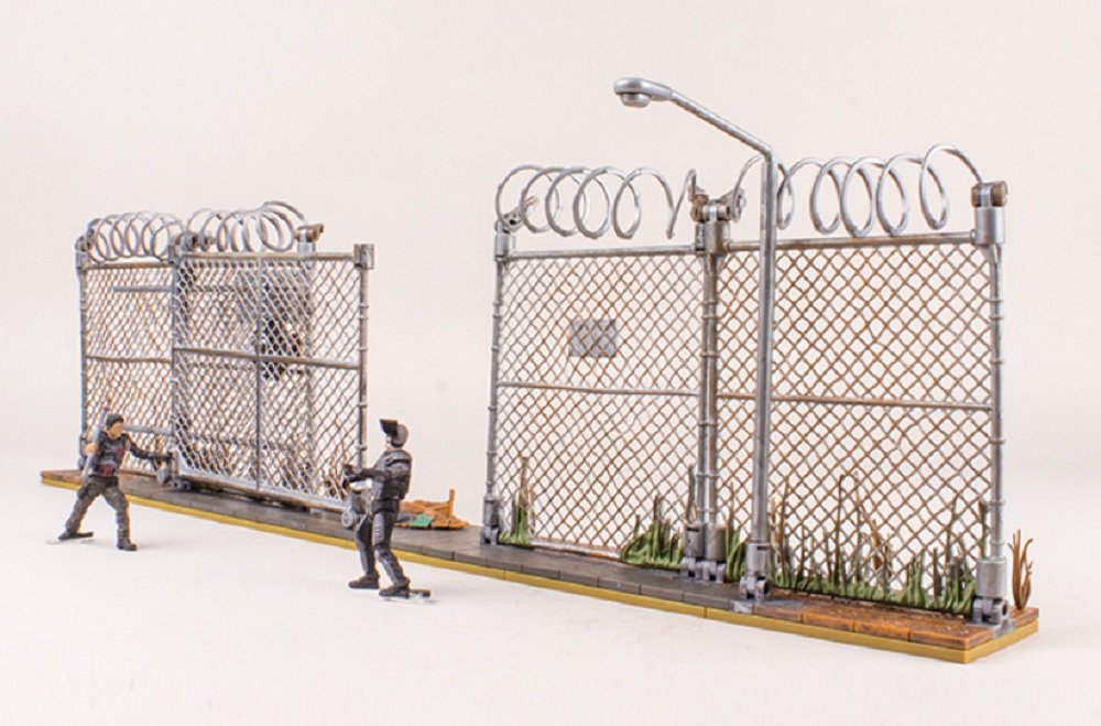 McFarlane Toys The Walking Dead AMC TV Series Prison Gate & Fence Building Set #14556 192 pcs