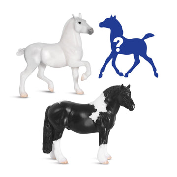 Breyer Horses Stablemates Series | Horse Foal Surprise - Peaceful Gardens Family | B-SM-10622