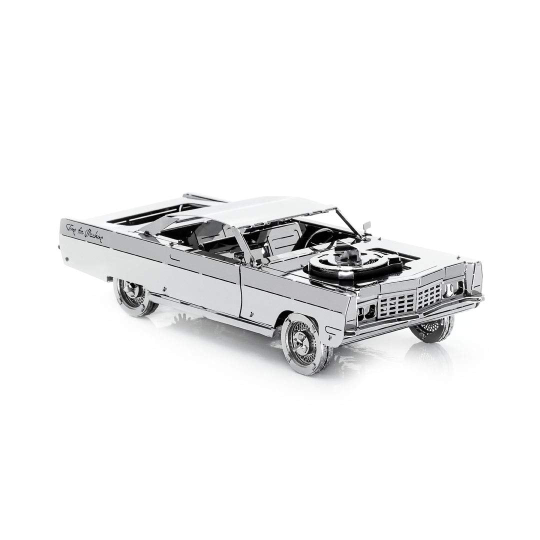 Model Car Kit - 3D Model kit Royal Voyager - Moving Wind-Up Retro Car Model | 3D Puzzle for Adults - Metal DIY Kit | Beautiful Metal Model Car