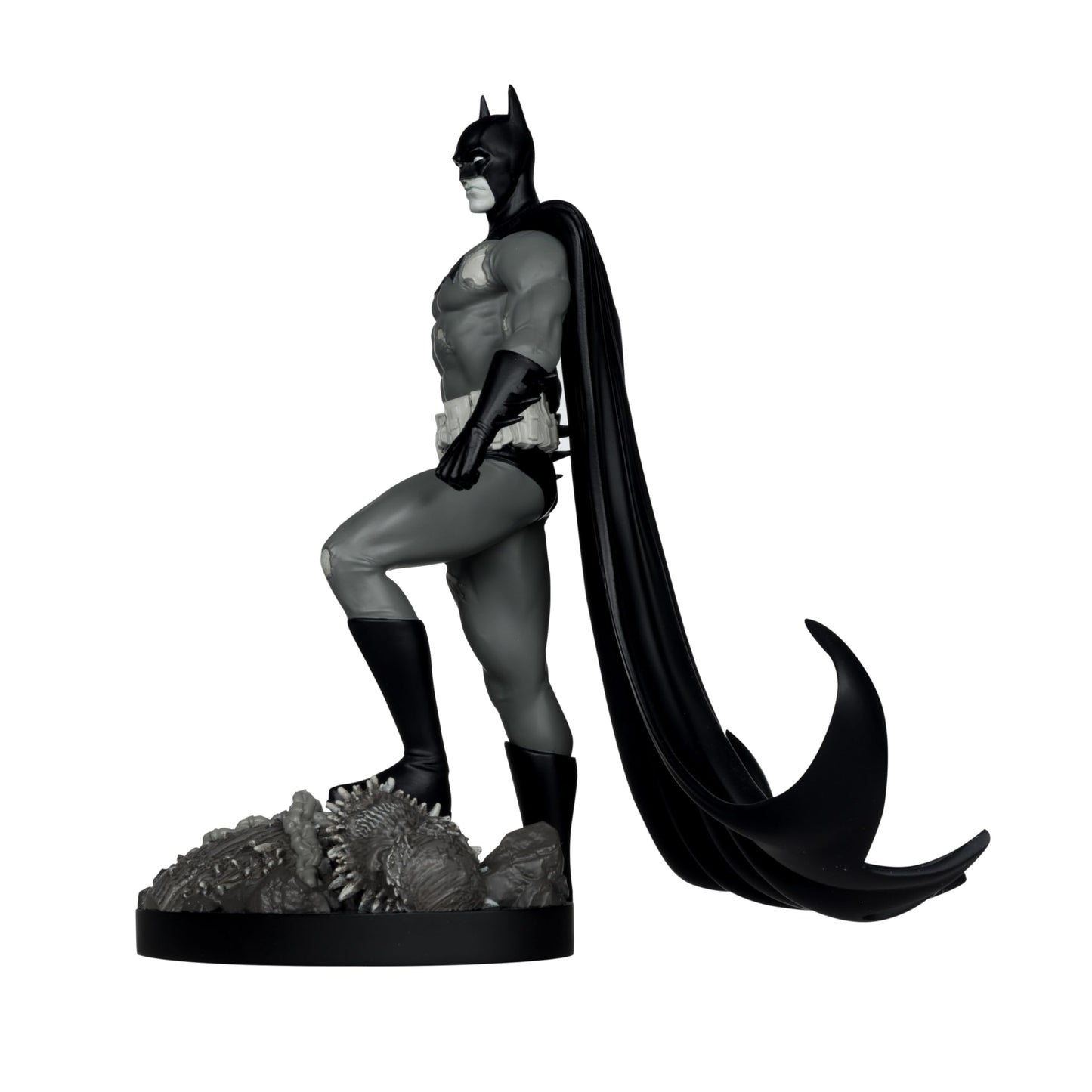 McFarlane Toys - DC Direct Batman by Bjorn Barends (Batman Black & White) 1:10 Scale Resin Statue