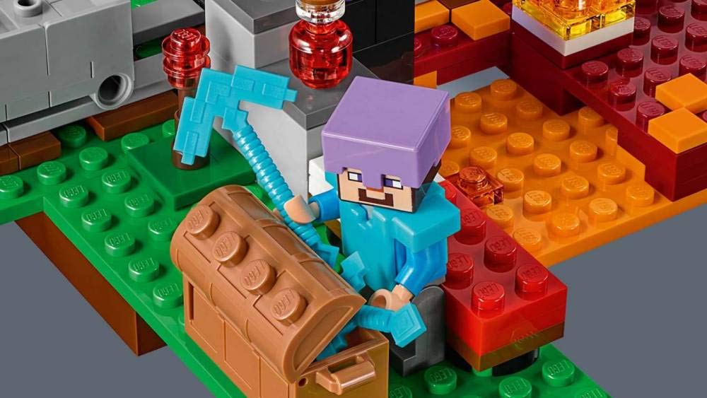 LEGO Minecraft The Nether Portal 21143 Building Kit (470 Pieces)