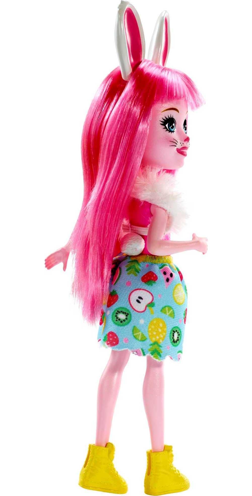 Enchantimals Patter Peacock Doll & Flap Figure, 6-inch small doll, with long purple hair, peacock wings, removable skirt, headpiece and shoes, Gift