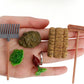 3Pcs/Set Dollhouse Miniatures, 1/12 Scale Miniature Dollhouse Farm Tool Accessories, Plastic Mini Farm Tool Shovel Rake for Micro-Landscape Scene