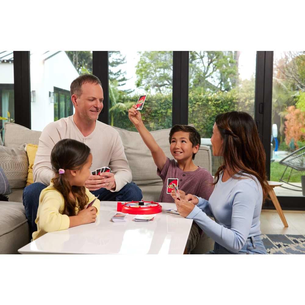 Mattel Games UNO Spin Card Game for Kid, Adult & Family Nights, Classic Play with Toy Spinner, New Challenges & Rules, Rainy Day Activity