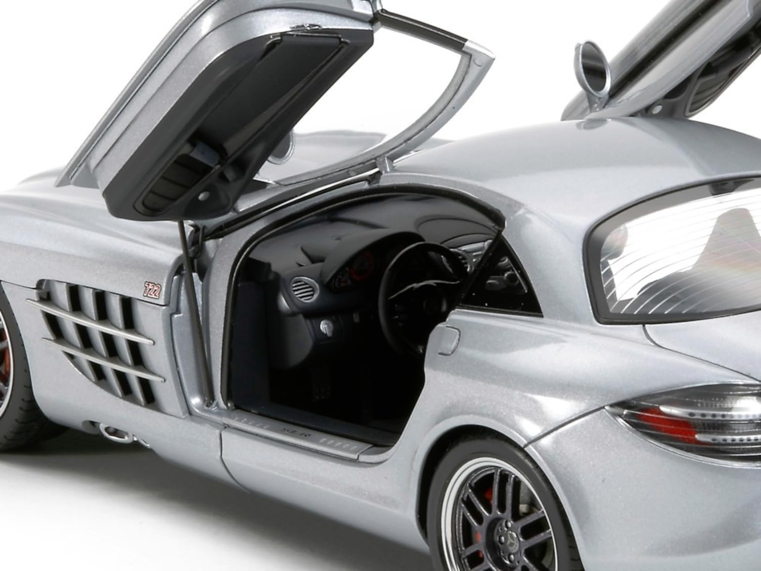 Tamiya 24317 1: 24 Mercedes Benz Slr722 Mclaren 06