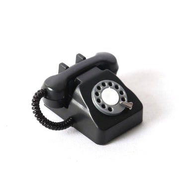 Miniature Retro Telephone: Realistic 1/6 Scale Old Phone with Functional Details for Dollhouse Photography (Black)