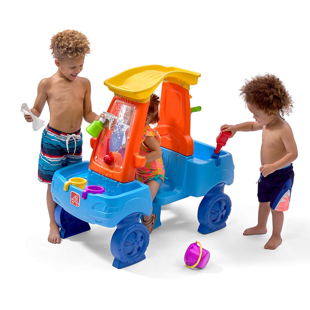 Step2 Car Wash Splash Center, Kids Water Table & Pretend Play Car, Activity Sensory Playset, Summer Outdoor Toys, 13 Piece Water Toy Accessories,