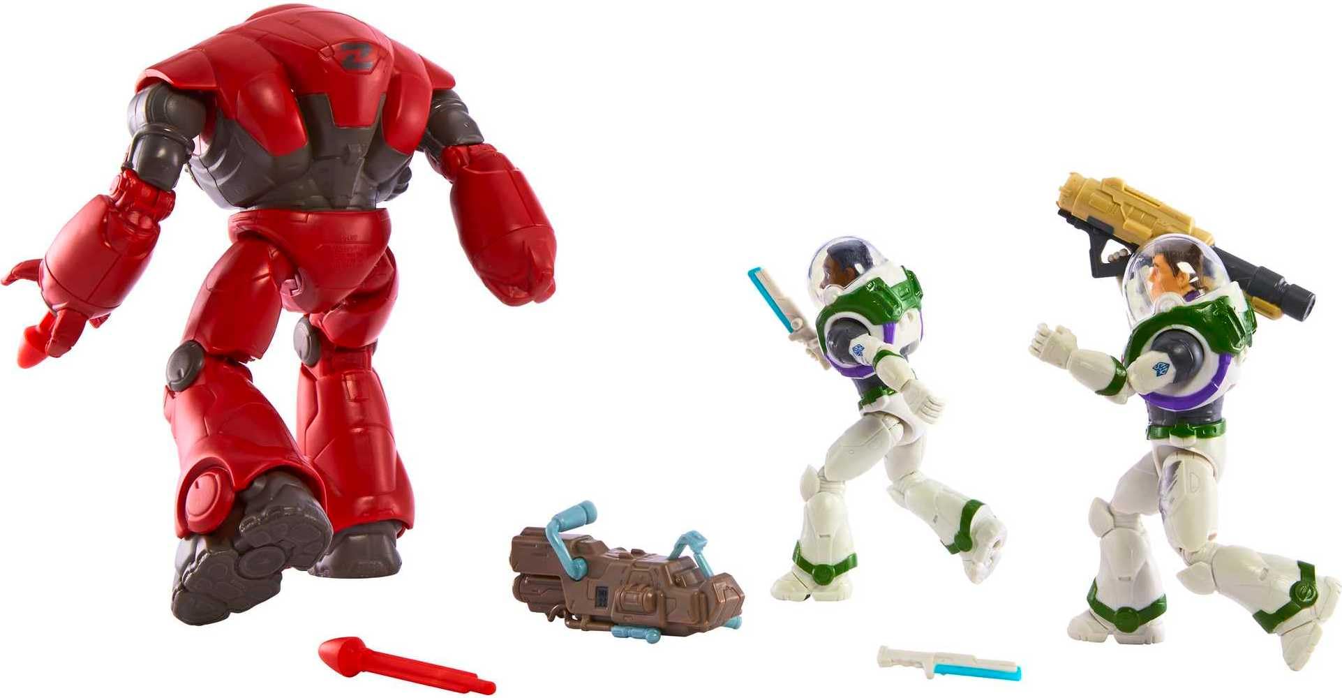 Mattel Disney Pixar Lightyear Set with 3 Action Figures, Space Rangers vs Robots Clash Pack with Buzz Lightyear, Izzy Hawthorne & Zyclops, 5-inch