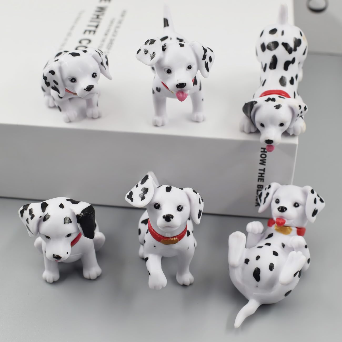 Lynkaye Mini Dog Figures,Resin Dollhouse Animal Figure for Dashboard Decorations,Office Home Desk Decorations,Car Ornament Interior Decors Rearview