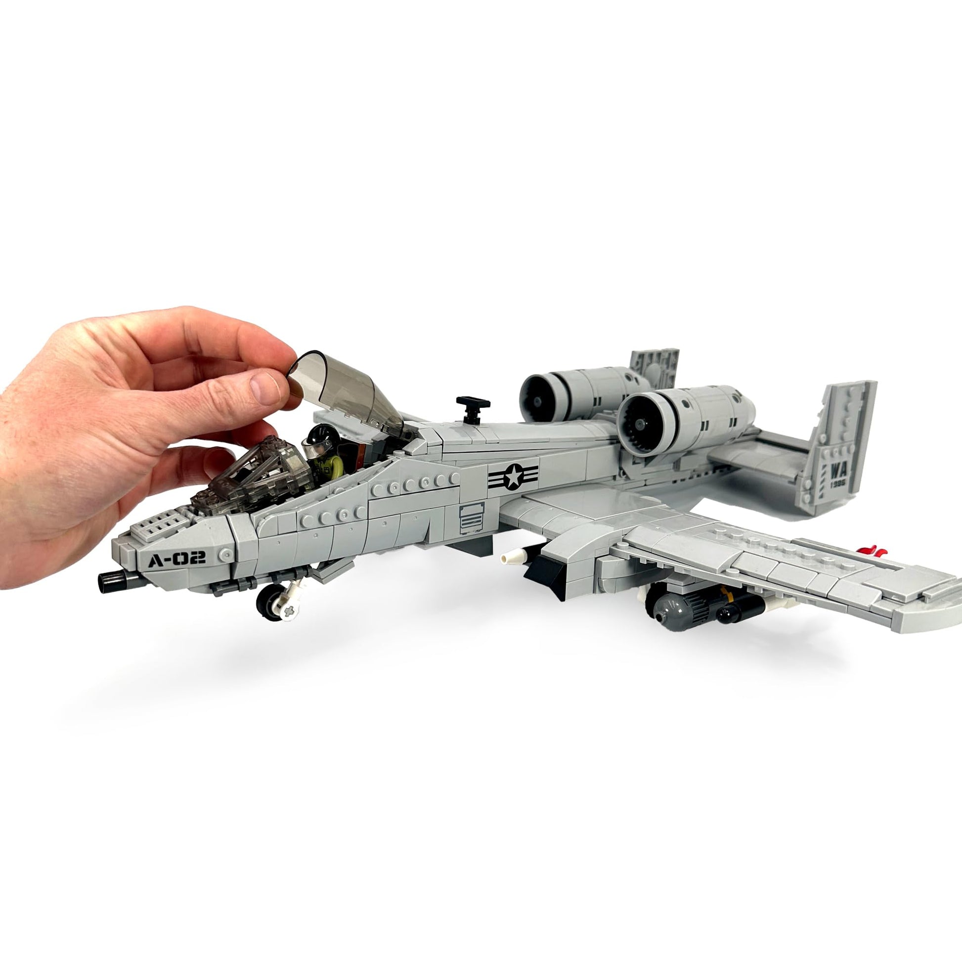 General Jim's A-10 Thunderbolt II Warthog Fighter Jet Building Blocks Set 931 Pieces Cold War Attack Aircraft Model Plane with Opening Cockpit