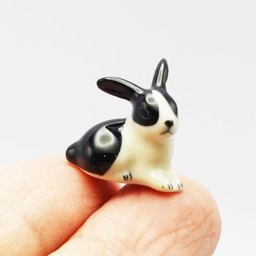 SSJSHOP Rabbit Dollhouse Miniature Figurines Hand Painted Ceramic Animals Collectible Gift Home Garden Décor (Black)