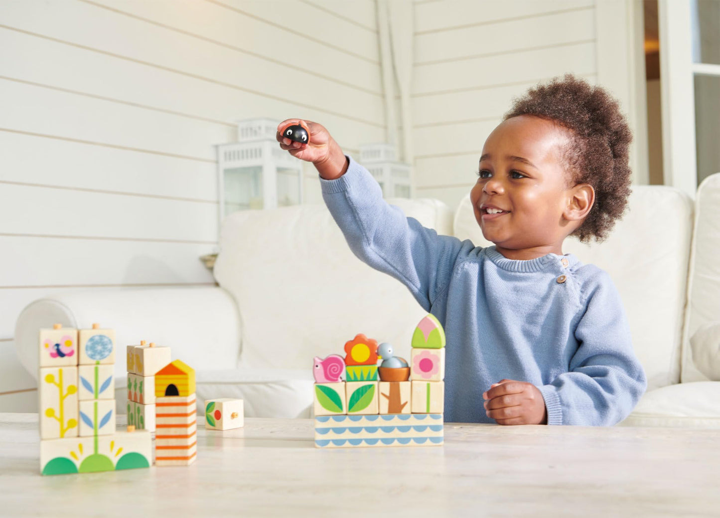 Tender Leaf Toys - Garden Blocks - 25 Pieces Decorative Garden Themed Wooden Stacking Blocks with Peg - Building Blocks, Hand-Eye Coordination