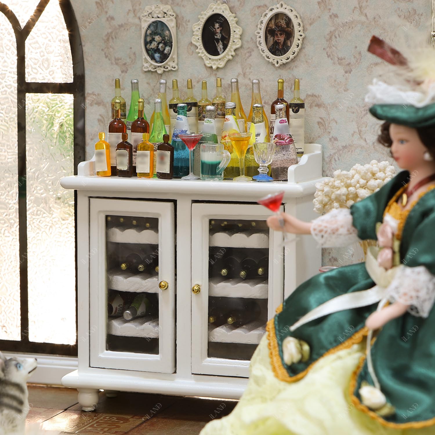 iLAND Dollhouse Furniture Mini Wine Cabinet Dollhouse Kitchen 1 12 Scale Furniture for Miniature Wine Bottles Wooden Mini House Shelf Mini House Décor