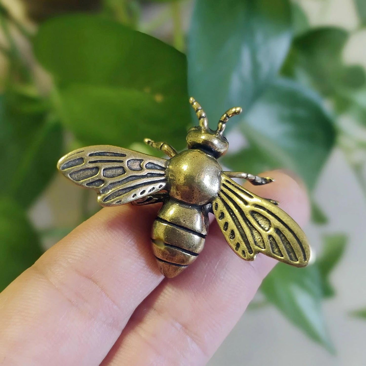 Miniature Brass Bee, Dollhouse Miniature Retro Bee Statue Ornament, Mini Micro Garden Landscaping Decoration