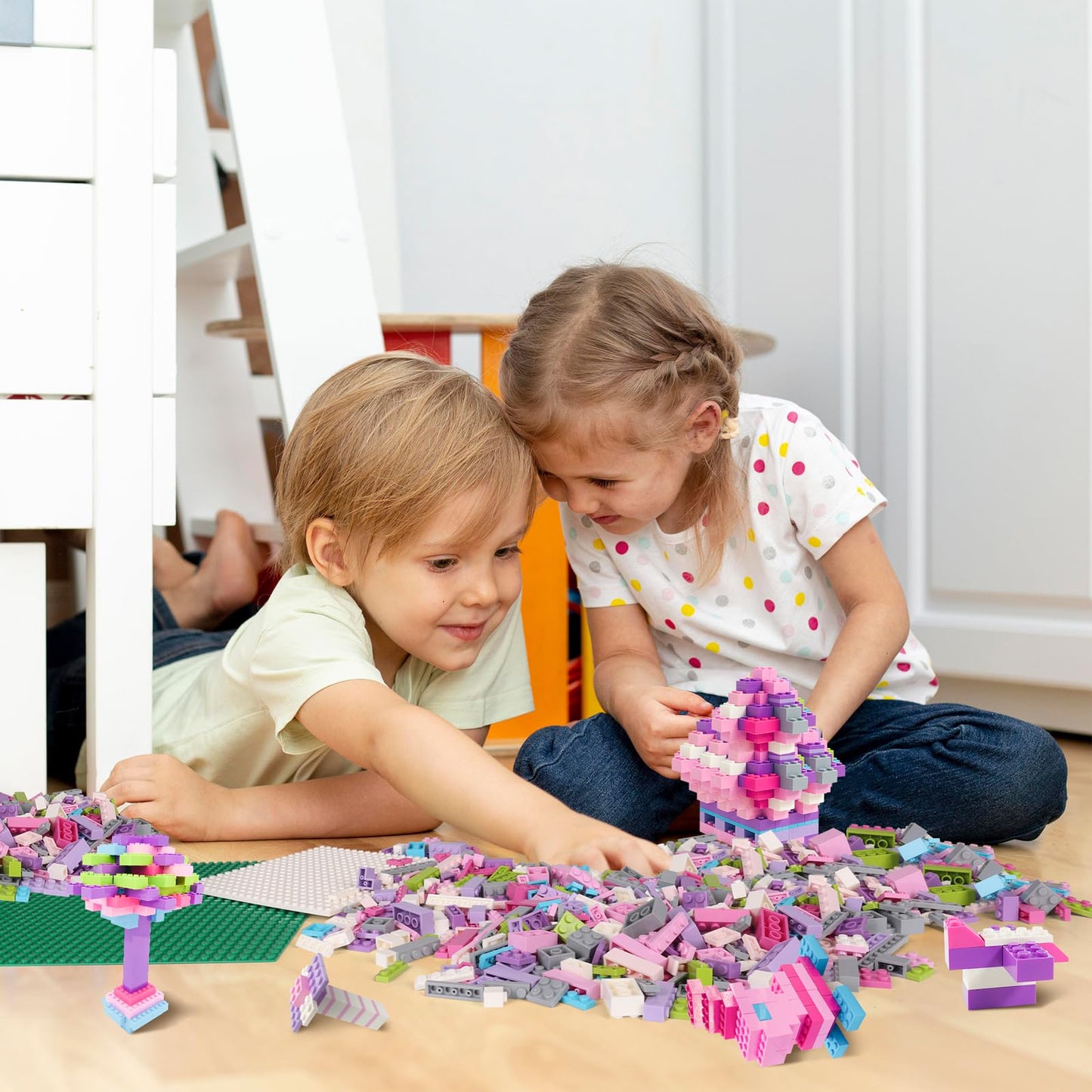 ekuzi Creative Building Blocks Set Compatible with Major Brands Classic, Includes Dual-Sided and Single-Sided Baseplates, Variety of Accessories