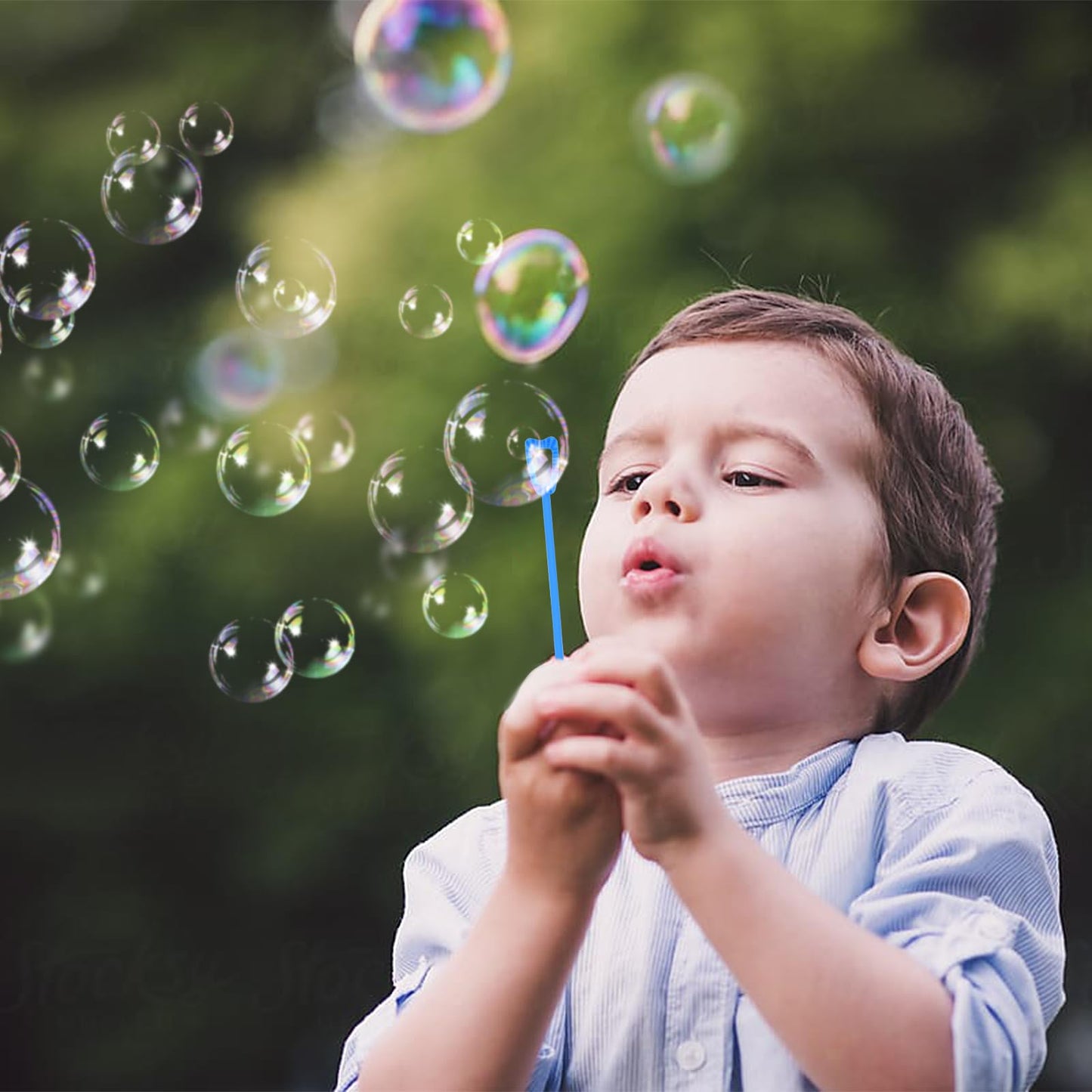 32 Pack Mini Star Bubble Wands for Kids Party Favors, Assorted Red, White Blue Bubble in Bulk Summer Toy for 4th of July, Independence Day, Memorial