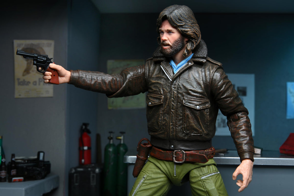 NECA The Thing 7-Inch Scale Action Figure - Ultimate MacReady v2 with Interchangeable Head and Hands (Station Survival)