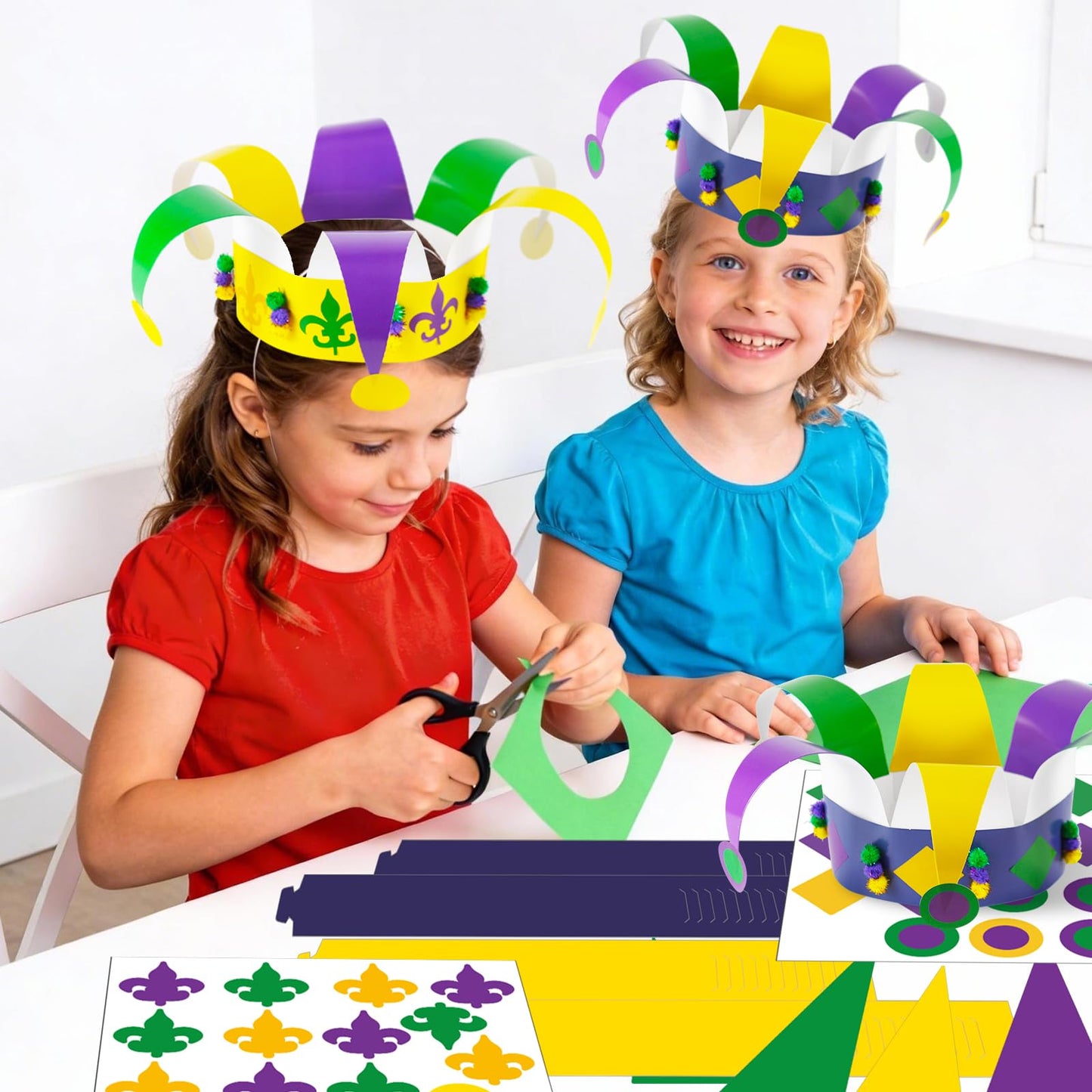 24pcs Carnival Masquerade Crown Craft Kits Carnival Paper DIY Hat Make Your Own Comedy Tragedy Face Crown Party Accessory for Masquerade Parties