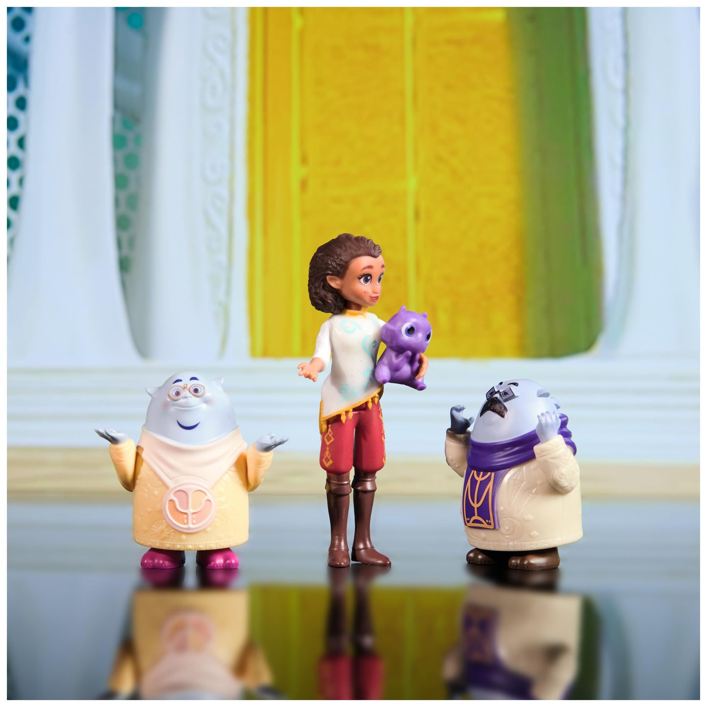 Spellbound, Lumbria Adventure Pack with 6 Collectible Action Figures, from The Netflix Movie, Kids Toys for Girls & Boys Ages 6 and up