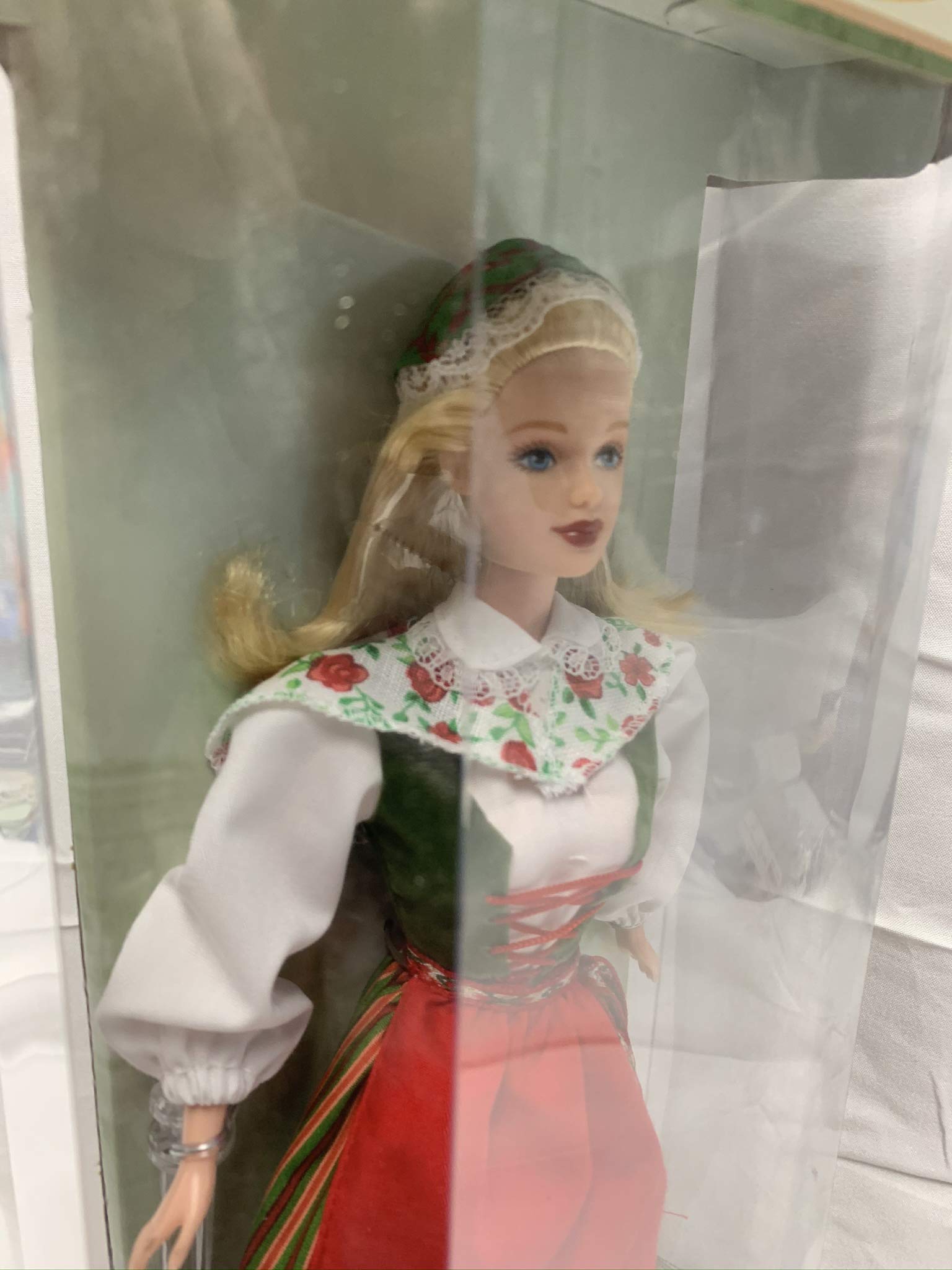Barbie Year 1999 Collector Edition Dolls of the World 20th Anniversary 12 Inch Doll - Swedish Barbie in One Piece Dress with Attached Apron and Vest
