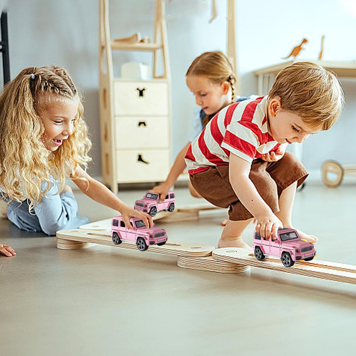 Car Toys for 3 4 5 Year Old Girls Gifts,1/36 Scale G63 Diecast Metal Model Car,Pull Back Cars Toys for Toddler Kids Age 3-6(Pink)