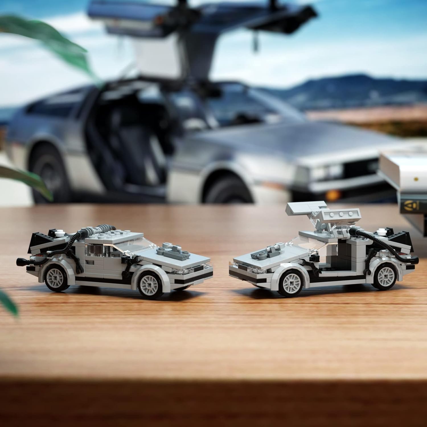 Latephiy Future Delorean Building Kit, BTTF Time Machine Car Building Set, Classic 80s Movie Collectibles, Great Gifts and Toys for Fans (212 Pieces)