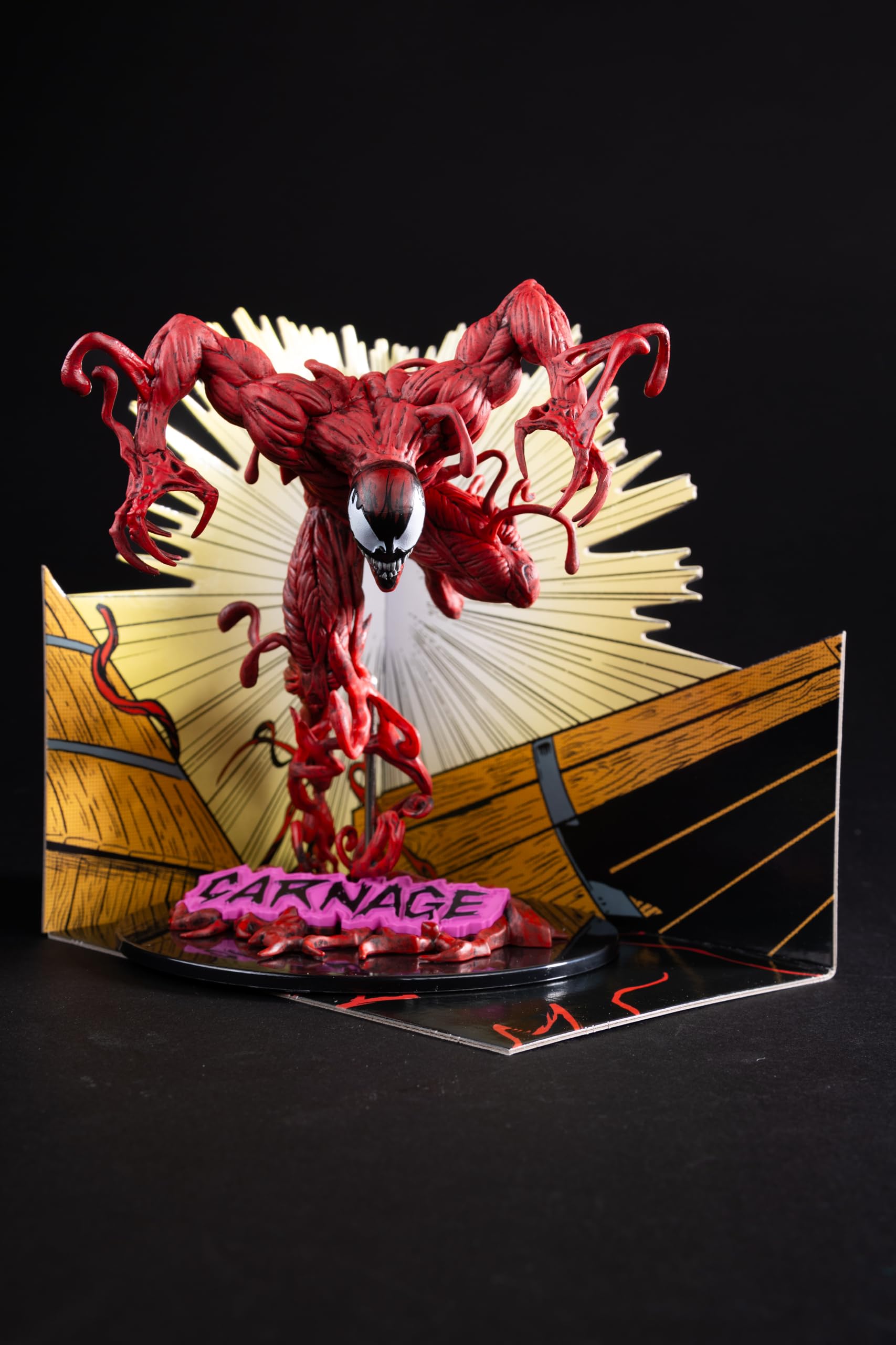 McFarlane Toys Marvel Carnage 1:10th Scale Collectible with Scene (The Amazing Spider-Man #362)