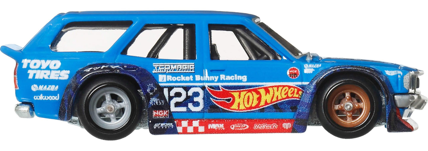 Hot Wheels Premium Car Culture Collectible Toy Car, 1:64 Scale Die-Cast 2005 Mitsubishi Evo IX Wagon, Fast Wagons Vehicle with Real Riders Tires