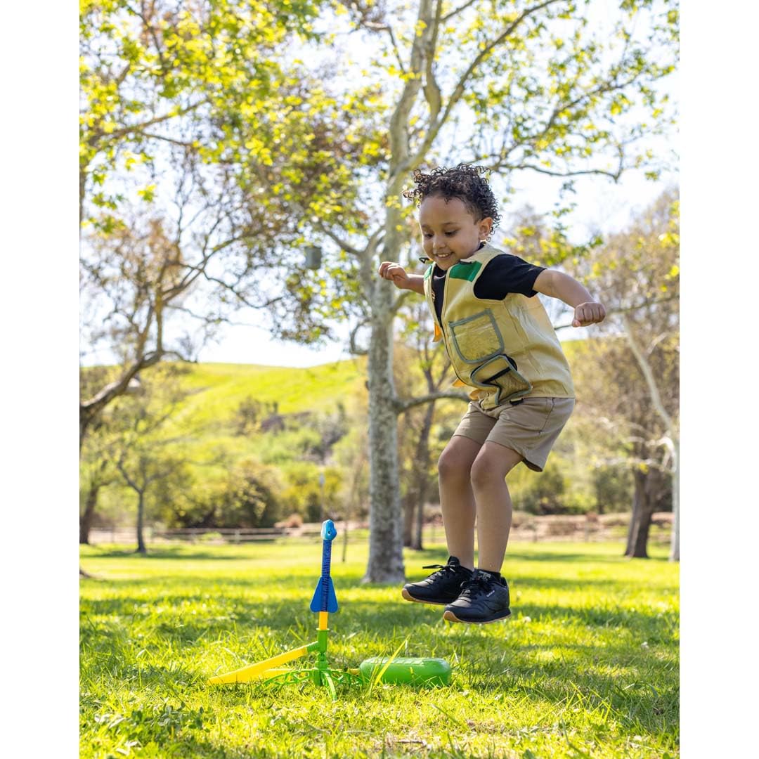 Stomp Rocket Dino-Soar Rocket Launcher for Kids - 3 Dinosaur-Themed Rockets - Fun Backyard & Outdoor Fun Toy Gift for Boys & Girls - STEM Soft Foam