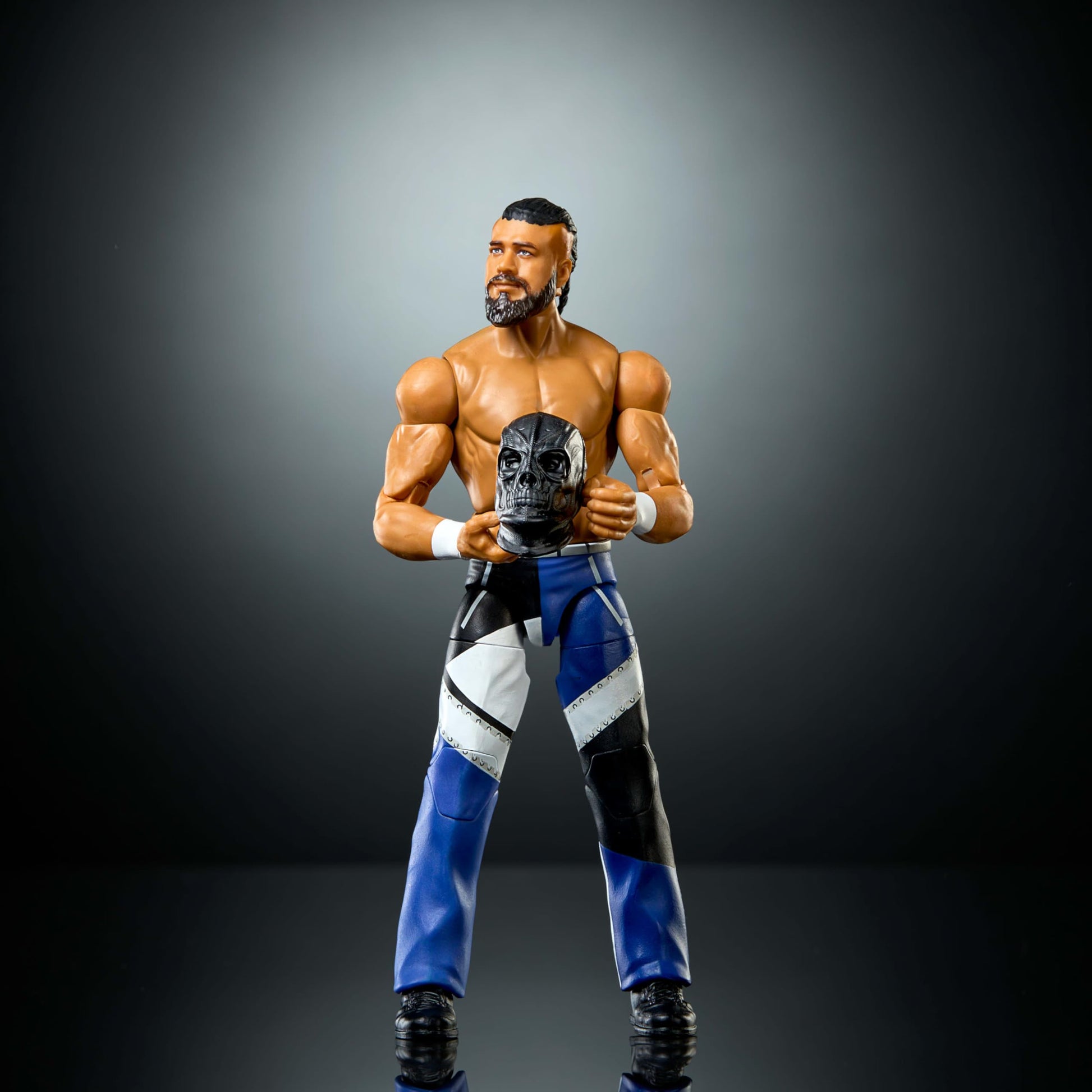 Mattel WWE Elite Action Figure & Accessories, Series #122 Set, 6-inch Collectible Andrade with 25 Articulation Points & Swappable Hands
