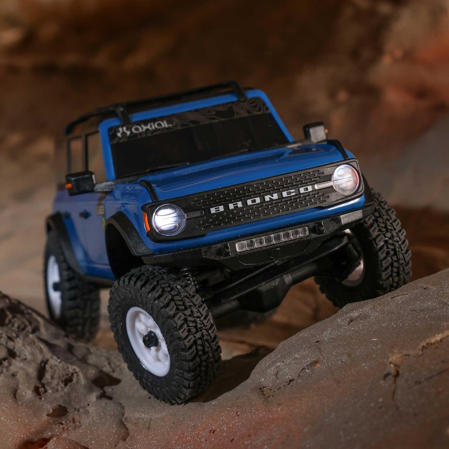 Axial 1/30 SCX30 Ford Bronco 4X4 RTR Brushed RC Rock Crawler, Blue