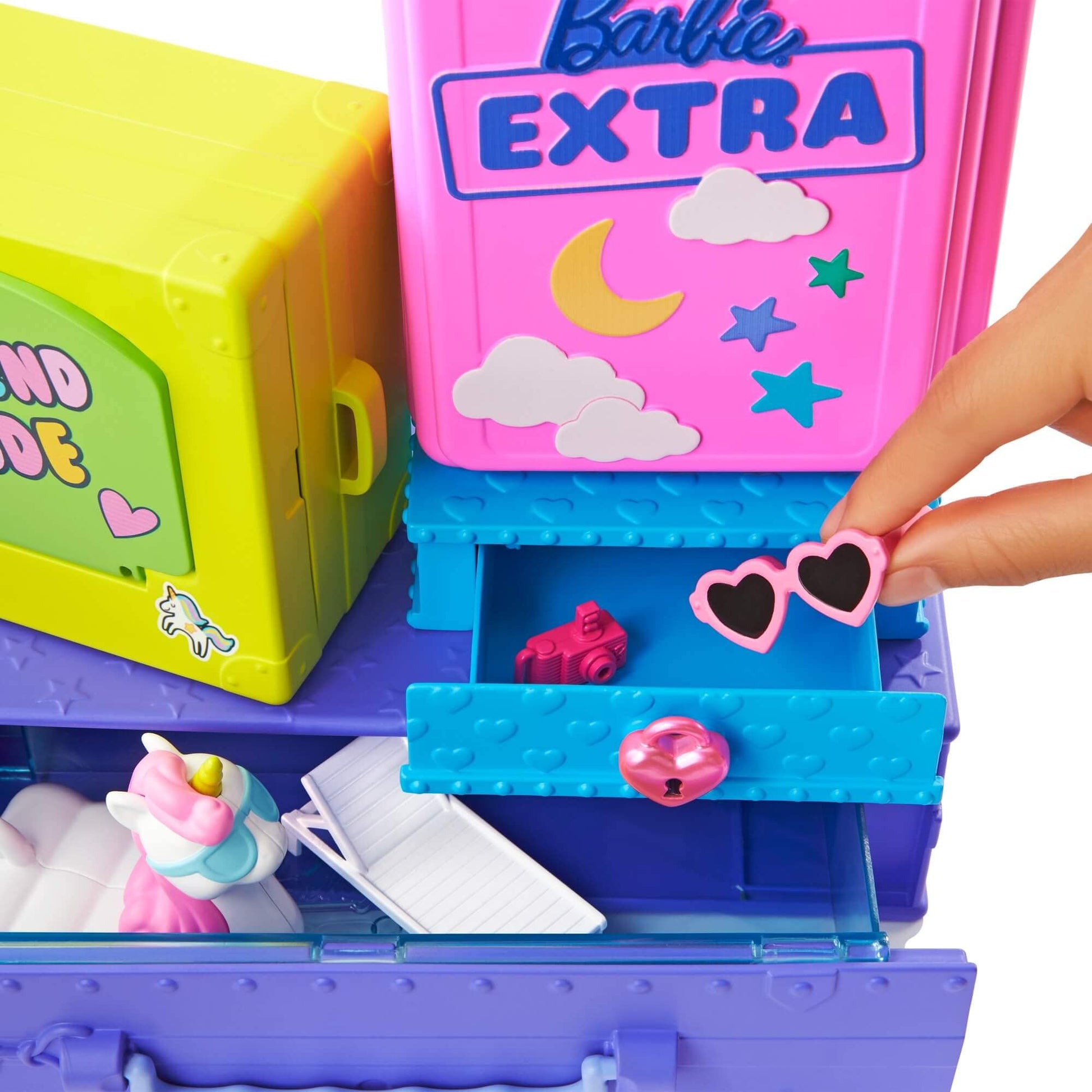 Barbie HDY91 Extra Travel Set with 2 Exclusive Puppies and Doll Figurines, Swimming Pool, Slide, Party Room and Accessories, Children's Toy, from 3