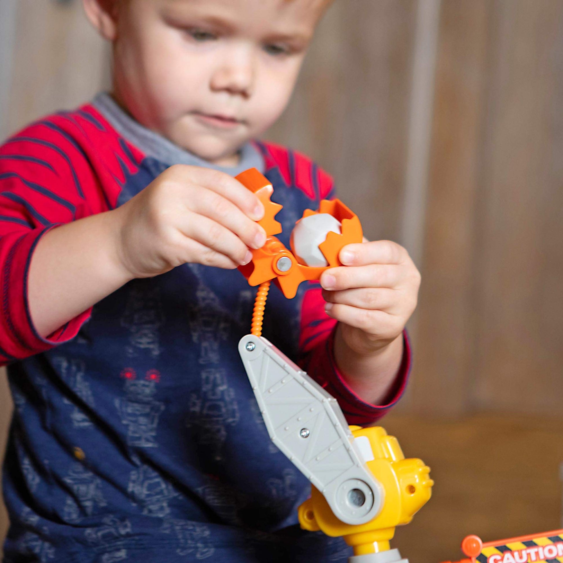 Fat Brain Toys Construction Site Playset - Multilingual Imaginative Play, Ages 3+