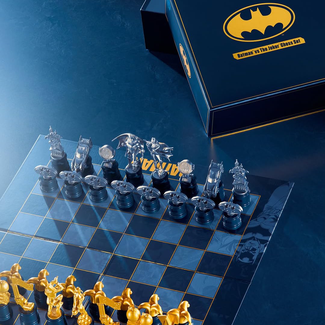Batman vs The Joker Chess Set